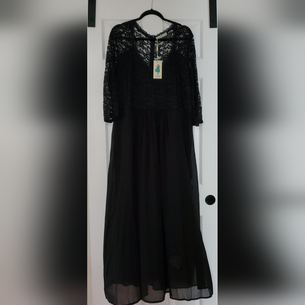 ***DONATED*** Dress, Deep V Neck, Size 20, Bridesmaid, Formal, Maxi